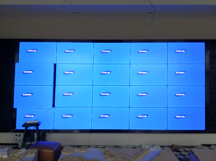 內(nèi)頁4.jpg 內(nèi)頁4.jpg